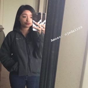 Meet your Posher, Emely